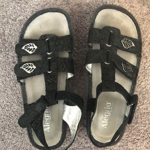 Algeria Sandals size 39